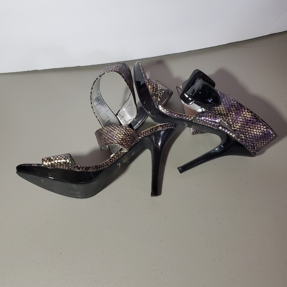 Doll House heels size 8 1/2 animal print - Picture 5 of 8